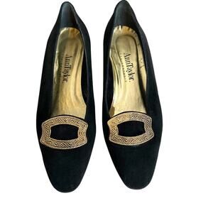 ANN TAYLOR Design Studio Flats in Black Suede Women's Size 8